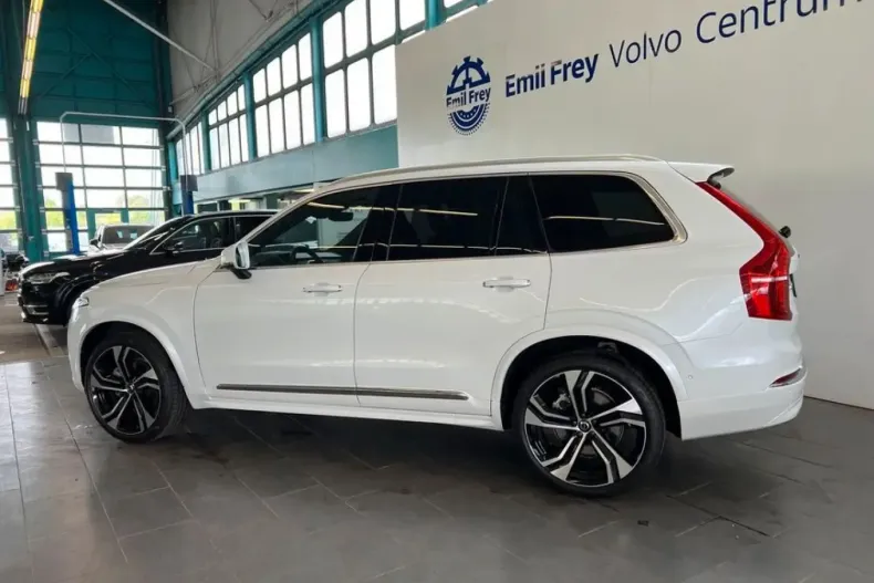 Volvo XC90 din 2023 cu 55.120 km - oferta VOL173872 - foto 29