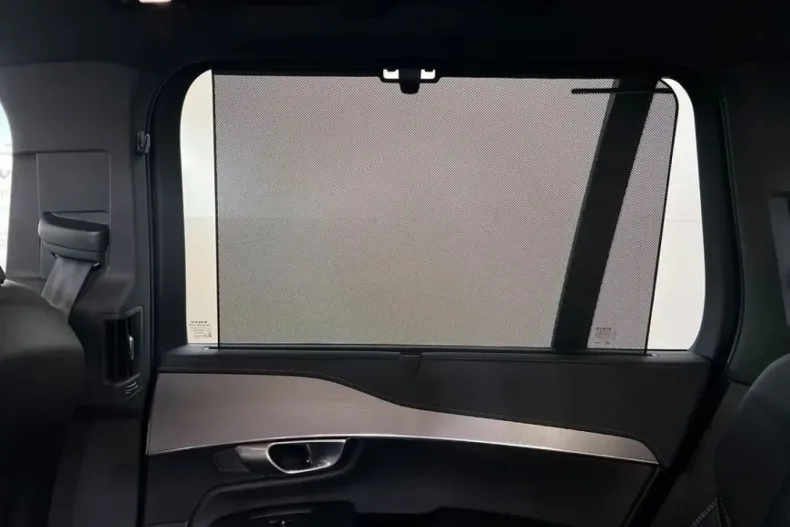 Volvo XC90 din 2023 cu 55.120 km - oferta VOL173872 - foto 31