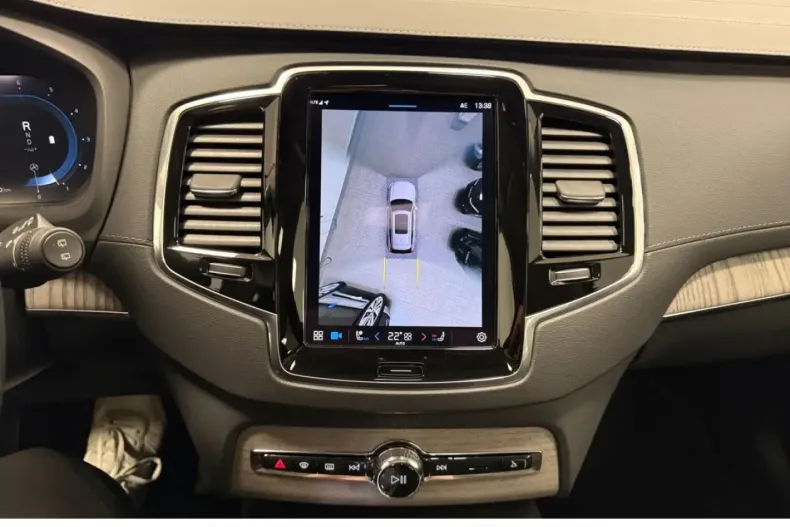 Volvo XC90 din 2023 cu 45.605 km - oferta VOL173873 - foto 12