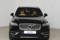 Volvo XC90 din 2023 cu 30.200 km - oferta VOL173874 - foto 2