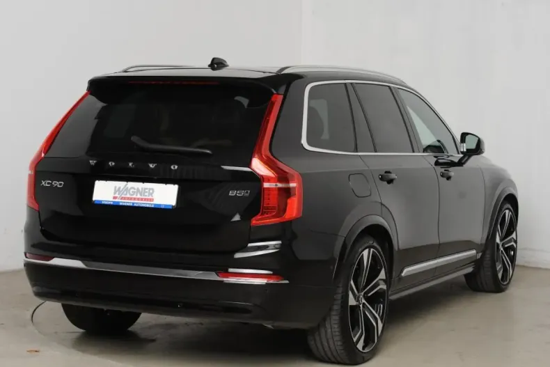 Volvo XC90 din 2023 cu 30.200 km - oferta VOL173874 - foto 4