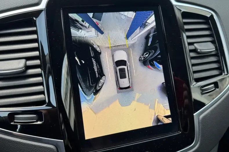 Volvo XC90 din 2023 cu 19.000 km - oferta VOL173875 - foto 11