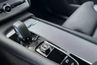 Volvo XC90 din 2023 cu 19.000 km - oferta VOL173875 - foto 12