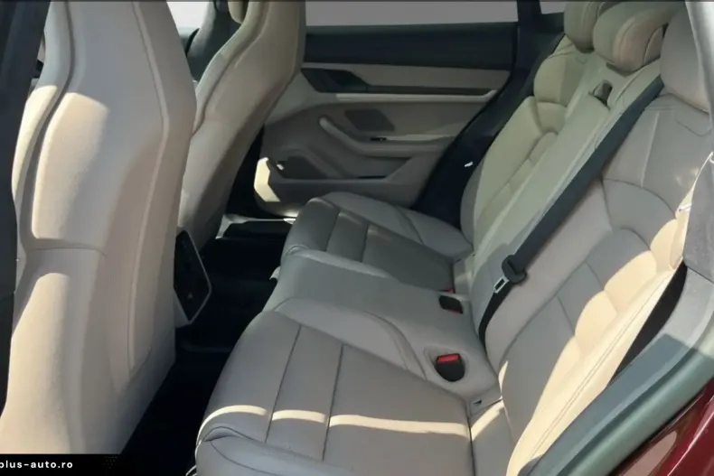 Porsche Taycan din 2022 cu 60.390 km - oferta POR173884 - foto 8