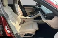 Porsche Taycan din 2022 cu 60.390 km - oferta POR173884 - foto 9