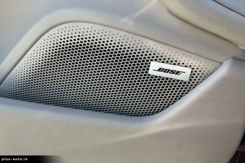 Porsche Taycan din 2022 cu 60.390 km - oferta POR173884 - foto 14