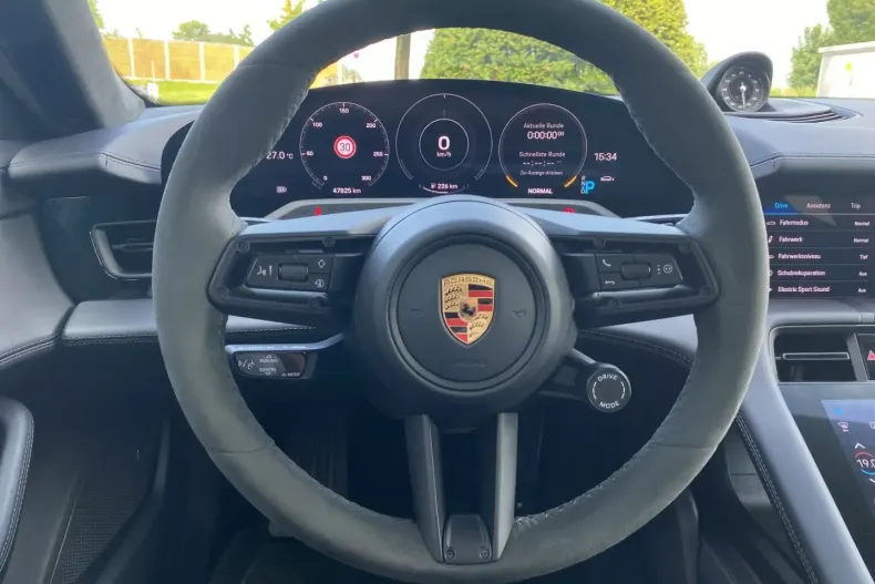 Porsche Taycan din 2023 cu 48.000 km - oferta POR173885 - foto 18