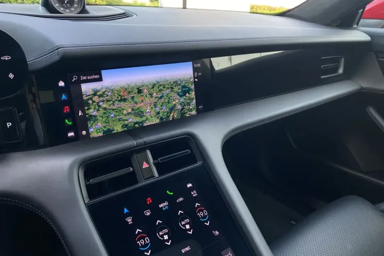 Porsche Taycan din 2023 cu 48.000 km - oferta POR173885 - foto 20