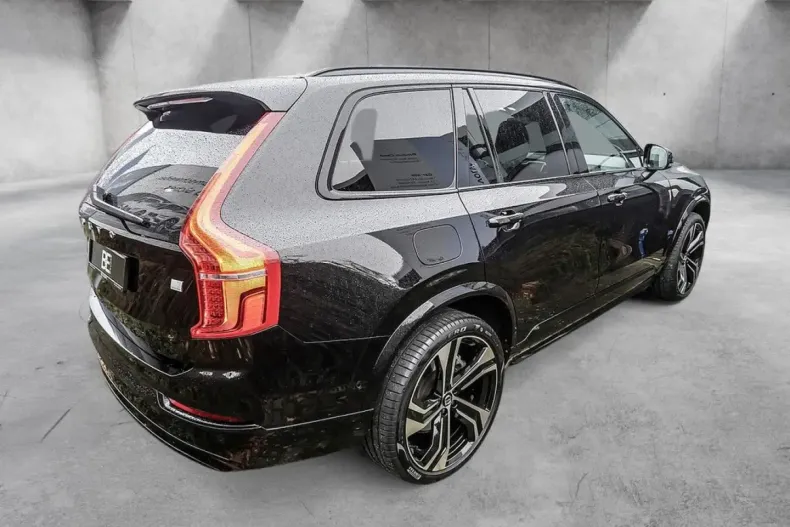 Volvo XC90 din 2022 cu 54.562 km - oferta VOL173887 - foto 3