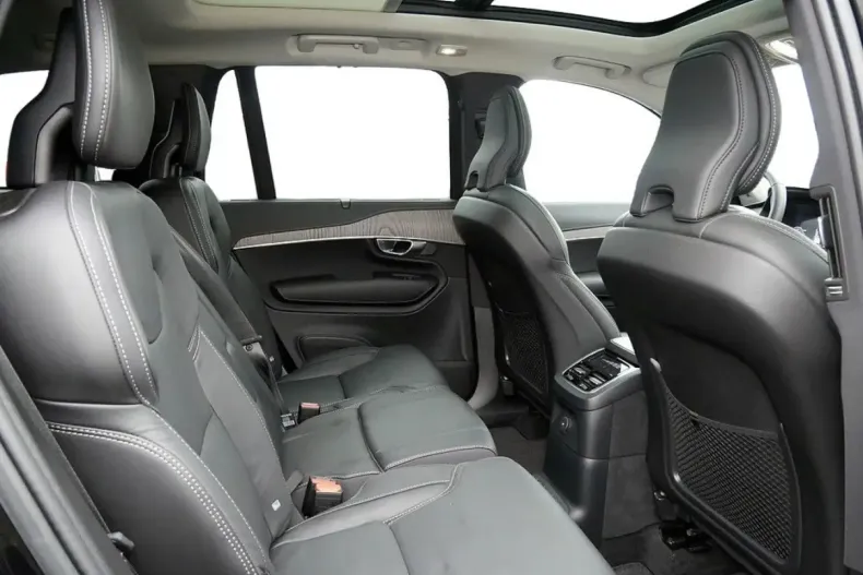 Volvo XC90 din 2022 cu 54.562 km - oferta VOL173887 - foto 5