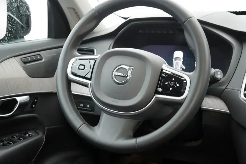 Volvo XC90 din 2022 cu 54.562 km - oferta VOL173887 - foto 8