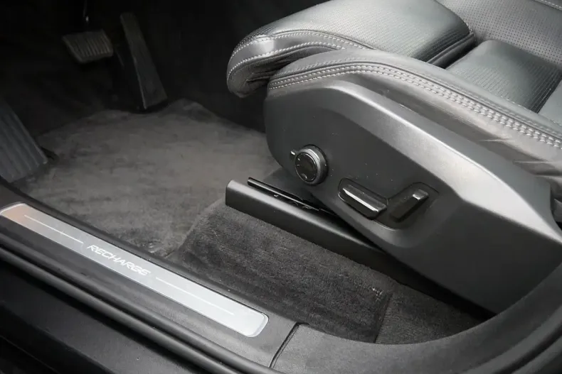 Volvo XC90 din 2022 cu 54.562 km - oferta VOL173887 - foto 16