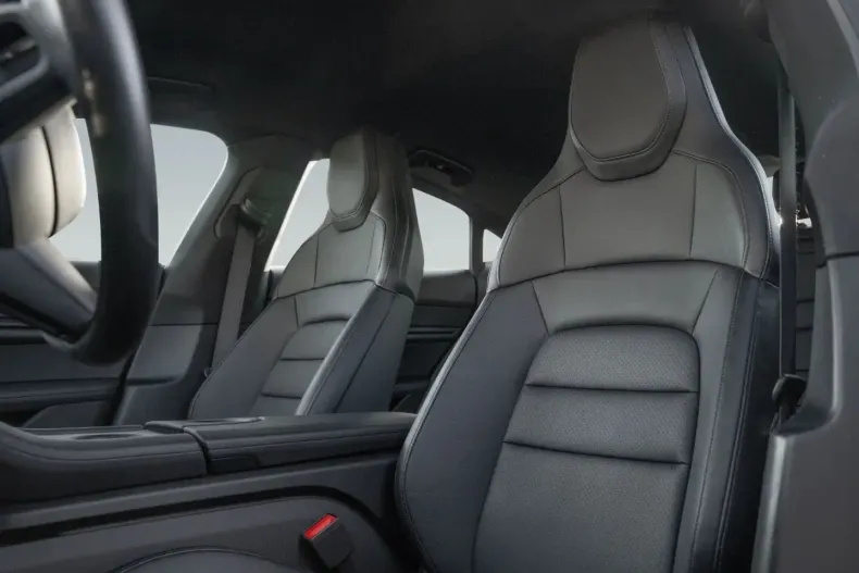 Porsche Taycan din 2022 cu 30.500 km - oferta POR173889 - foto 7