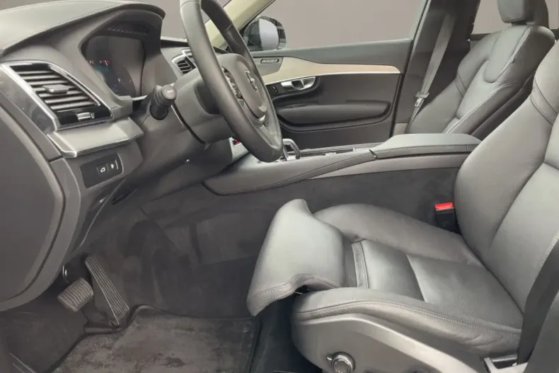 Volvo XC90 din 2024 cu 20.201 km - oferta VOL173890 - foto 7