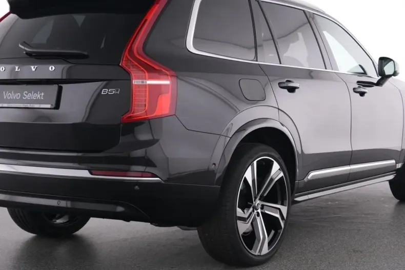 Volvo XC90 din 2023 cu 24.940 km - oferta VOL173891 - foto 10