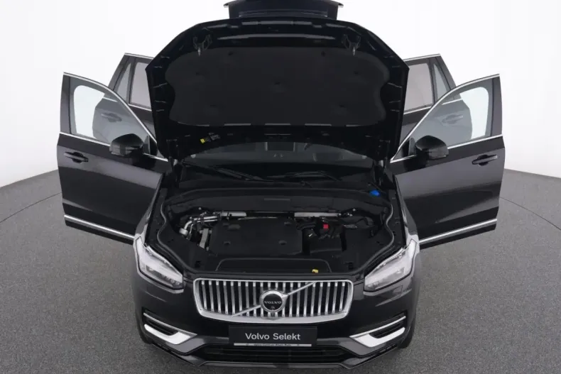 Volvo XC90 din 2023 cu 24.940 km - oferta VOL173891 - foto 13