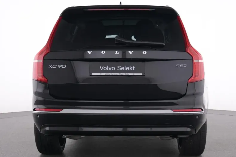 Volvo XC90 din 2023 cu 24.940 km - oferta VOL173891 - foto 16