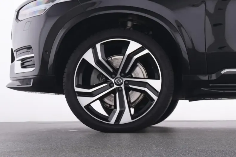 Volvo XC90 din 2023 cu 24.940 km - oferta VOL173891 - foto 20