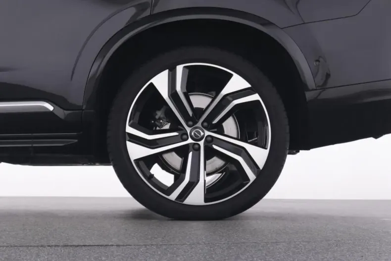 Volvo XC90 din 2023 cu 24.940 km - oferta VOL173891 - foto 21