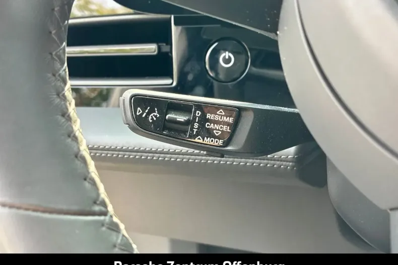 Porsche Taycan din 2022 cu 49.605 km - oferta POR173892 - foto 16