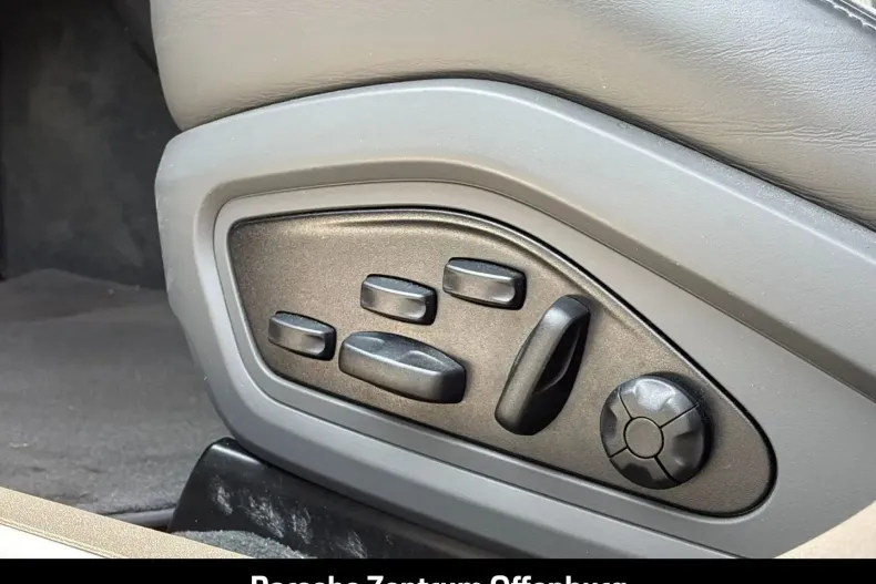 Porsche Taycan din 2022 cu 49.605 km - oferta POR173892 - foto 20