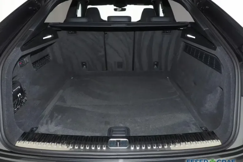 Audi Q8 din 2025 cu 9.052 km - oferta AUD173894 - foto 8