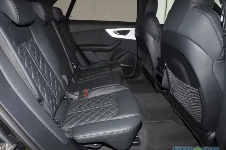 Audi Q8 din 2025 cu 9.052 km - oferta AUD173894 - foto 11