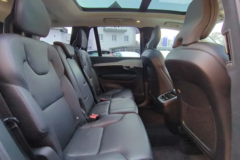 Volvo XC90 din 2022 cu 48.800 km - oferta VOL173896 - foto 10