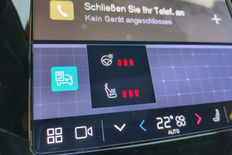 Volvo XC90 din 2022 cu 48.800 km - oferta VOL173896 - foto 17