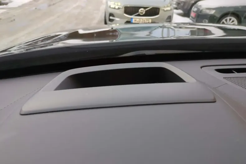 Volvo XC90 din 2022 cu 48.800 km - oferta VOL173896 - foto 19