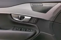 Volvo XC90 din 2022 cu 48.800 km - oferta VOL173896 - foto 20