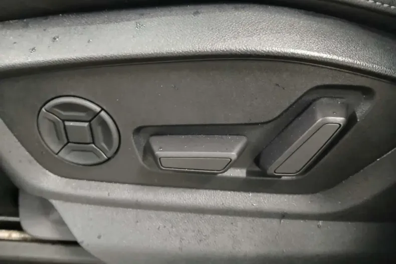 Audi Q7 din 2021 cu 107.000 km - oferta AUD173900 - foto 10