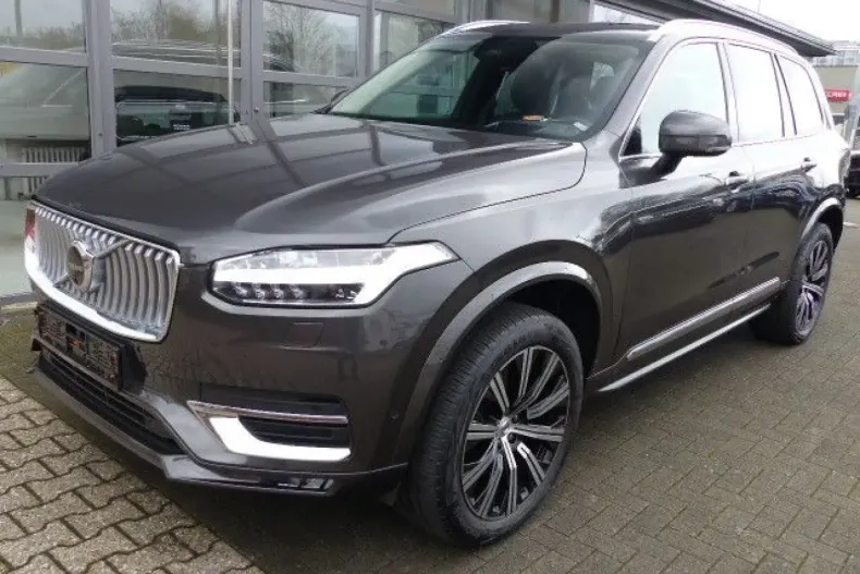 Volvo XC90 din 2023 cu 46.000 km - oferta VOL173901 - foto 1