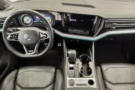 Volkswagen Touareg din 2021 cu 51.270 km - oferta VOL173903 - foto 9