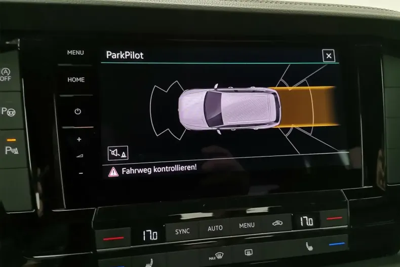 Volkswagen Touareg din 2021 cu 51.270 km - oferta VOL173903 - foto 13