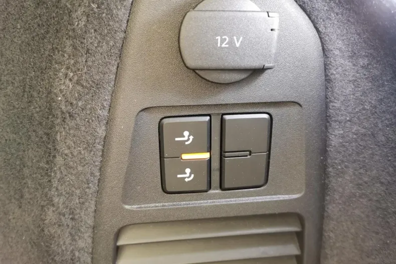 Volkswagen Touareg din 2021 cu 51.270 km - oferta VOL173903 - foto 21