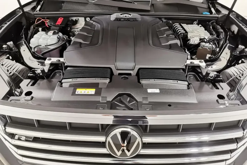 Volkswagen Touareg din 2021 cu 51.270 km - oferta VOL173903 - foto 23