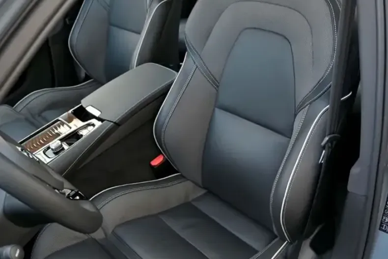 Volvo S60 din 2024 cu 23.000 km - oferta VOL173904 - foto 9