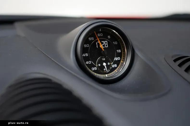 Porsche Cayman din 2024 cu 2.990 km - oferta POR173910 - foto 30