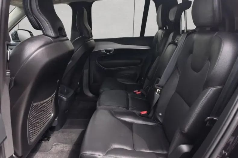 Volvo XC90 din 2024 cu 25.347 km - oferta VOL173911 - foto 12