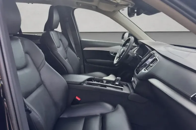 Volvo XC90 din 2024 cu 25.347 km - oferta VOL173911 - foto 13