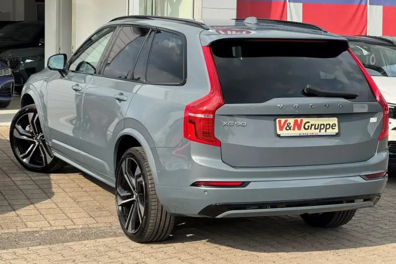 Volvo XC90 din 2022 cu 39.987 km - oferta VOL173912 - foto 4