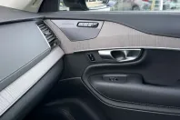 Volvo XC90 din 2022 cu 39.987 km - oferta VOL173912 - foto 17