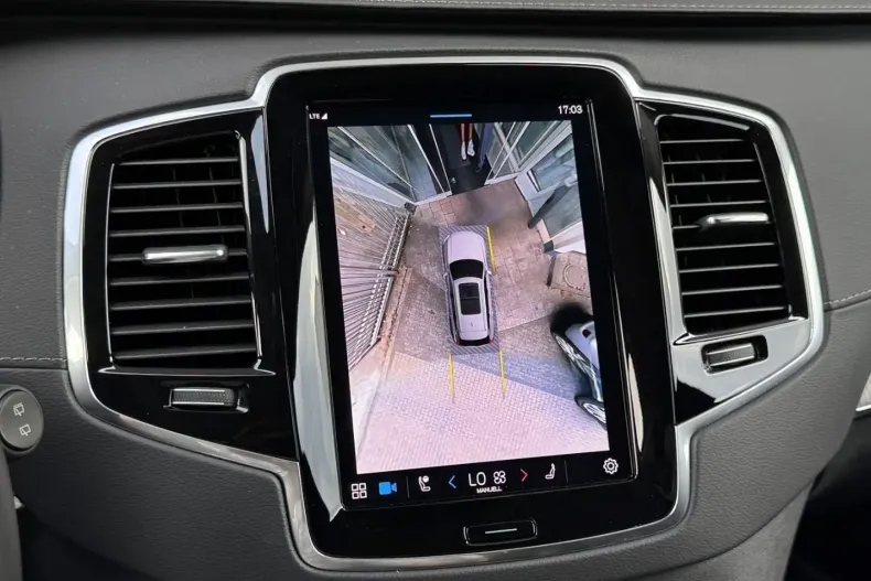 Volvo XC90 din 2022 cu 39.987 km - oferta VOL173912 - foto 21