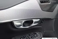 Volvo XC90 din 2022 cu 56.695 km - oferta VOL173914 - foto 5