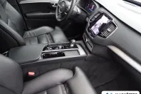 Volvo XC90 din 2022 cu 56.695 km - oferta VOL173914 - foto 20