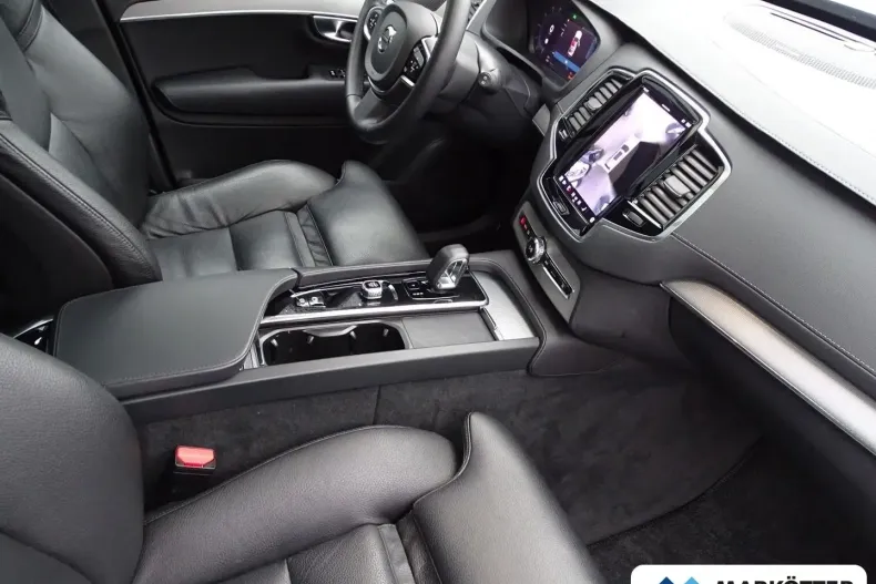 Volvo XC90 din 2022 cu 56.695 km - oferta VOL173914 - foto 20