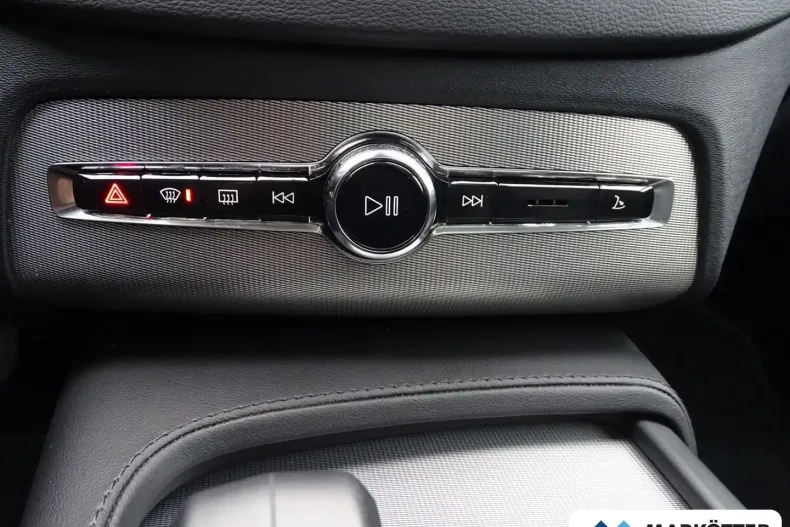 Volvo XC90 din 2022 cu 56.695 km - oferta VOL173914 - foto 27