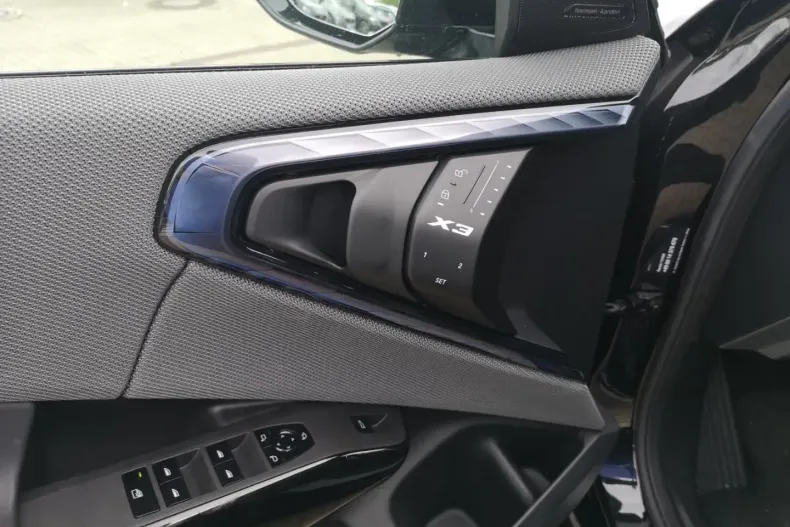 BMW X3 din 2025 cu 10.900 km - oferta BMW173921 - foto 10