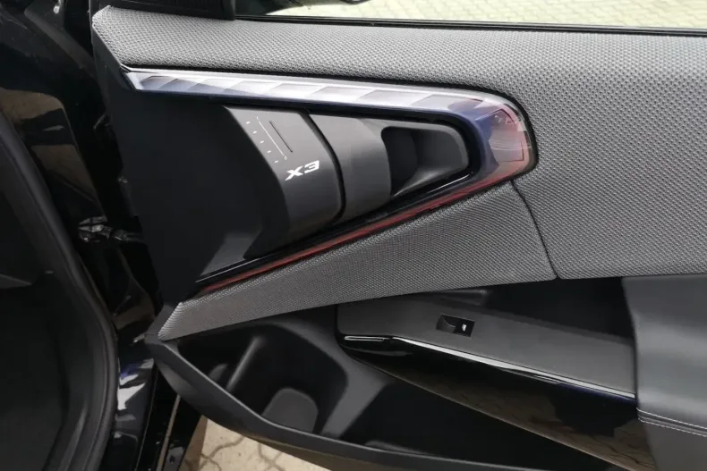 BMW X3 din 2025 cu 10.900 km - oferta BMW173921 - foto 19